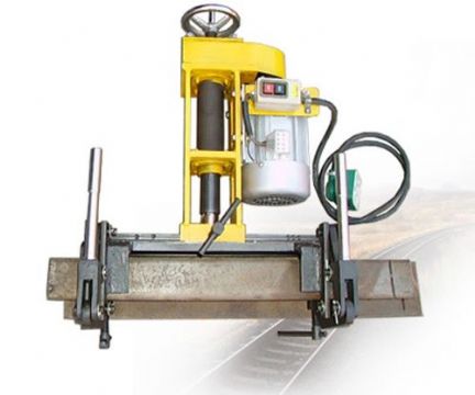 點(diǎn)擊查看詳細(xì)信息<br>標(biāo)題：三相電動(dòng)鋼軌鉆孔機(jī) 閱讀次數(shù)：2442