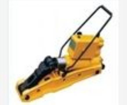 點擊查看詳細信息<br>標題：YQB-245型液壓起拔道機 閱讀次數：2010