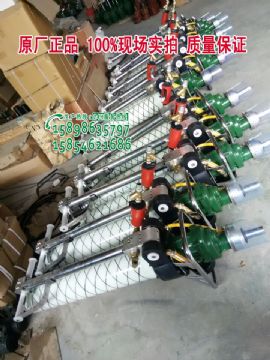 點擊查看詳細信息<br>標題：發往山西太原MQT-120/2.3氣動錨桿鉆機及配件 閱讀次數：2110